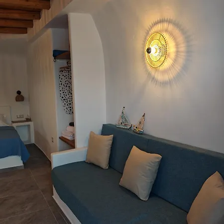 Troulou House Kímolos